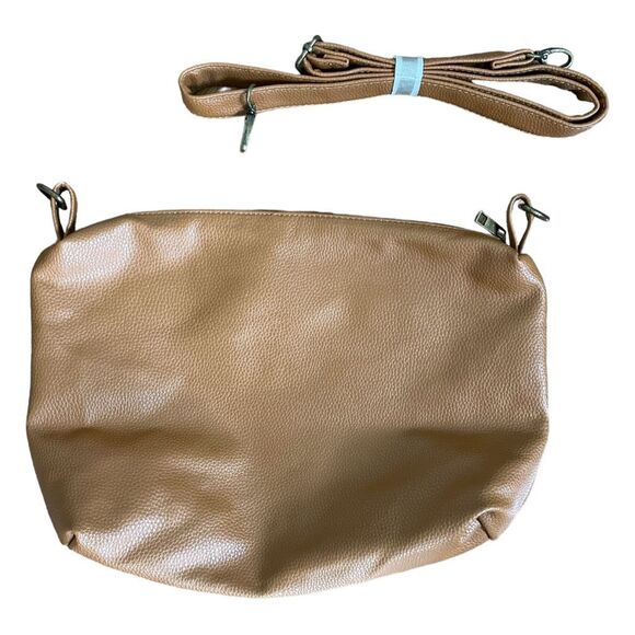 GH Bass Co Pebble Vegan Leather Shoulder Bag Brown Faux Classic Casual - Picture 1 of 9